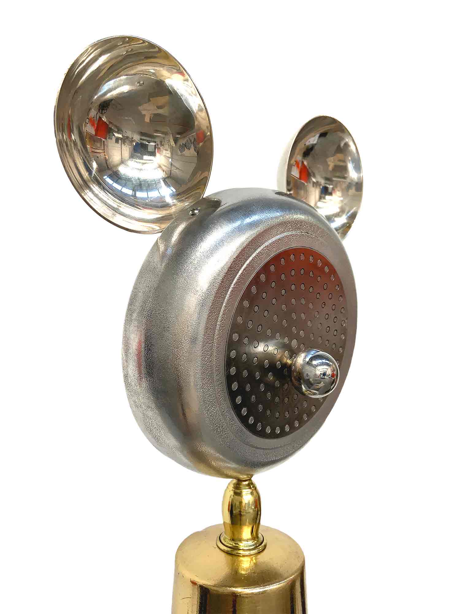 Dancing Minnie mouse sculpture